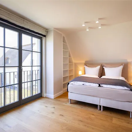 Reetland Am - Premium Reetdachvilla Mit 2 Schlafzimmern, Sauna Und Kamin E04 Dranske