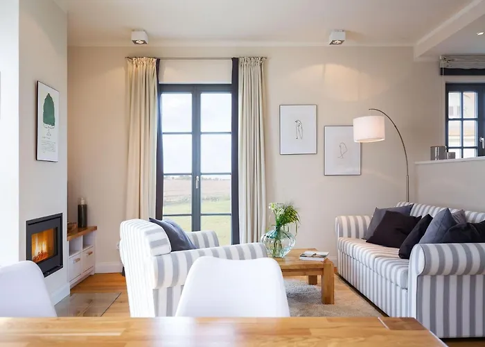 بيت للعطل Reetland Am - Premium Reetdachvilla Mit 2 Schlafzimmern, Sauna Und Kamin E04