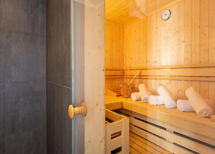بيت للعطل Reetland Am - Premium Reetdachvilla Mit 2 Schlafzimmern, Sauna Und Kamin E04