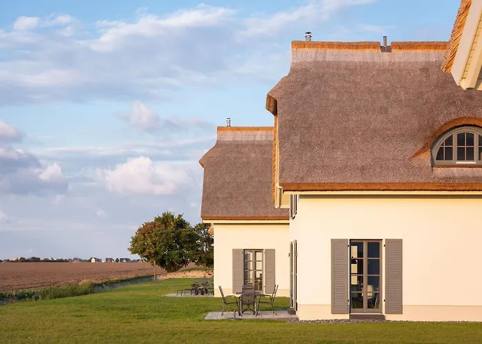 Reetland Am - Premium Reetdachvilla Mit 2 Schlafzimmern, Sauna Und Kamin E04 * درانسكي